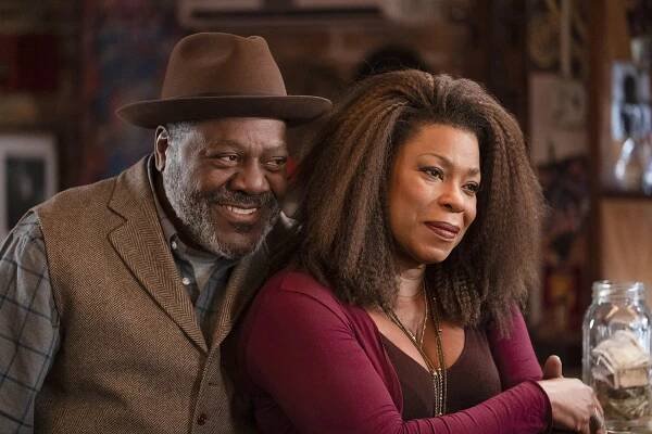 The Village - Laid Bare - Z filmu - Frankie Faison, Lorraine Toussaint