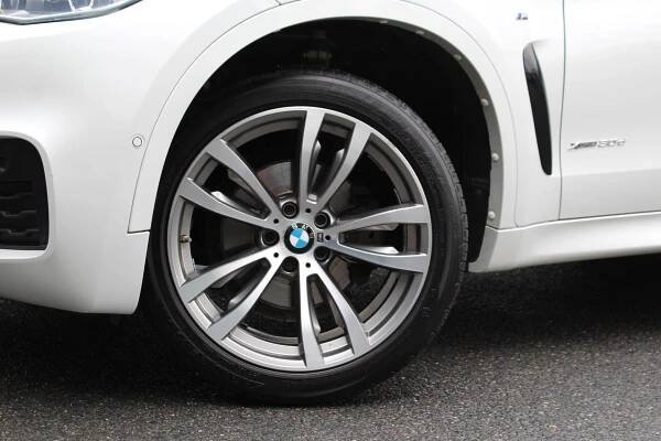 BMW X6 xDrive30d na prodej Renocar Synot, a.s. - BMW Zlín