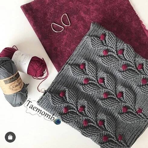 the knitting kit is ready to be knitted