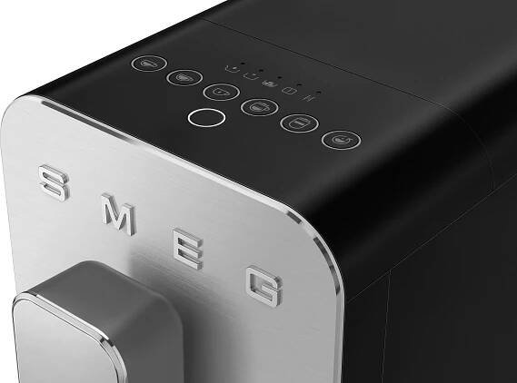 Presovač Collezione - Smeg BCC13BLMEU | FormAdore