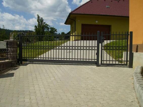 Posuvná brána a ploty Třebíč 