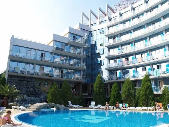 Kamenec 4*