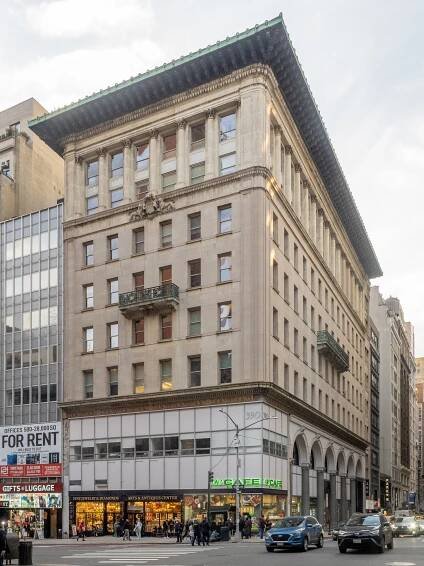 390 Fifth Avenue