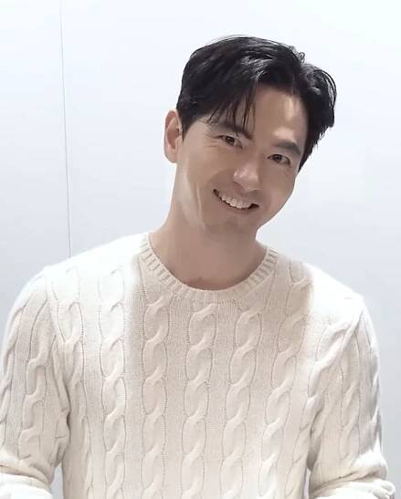Lee Jin-wook - Wikipedia