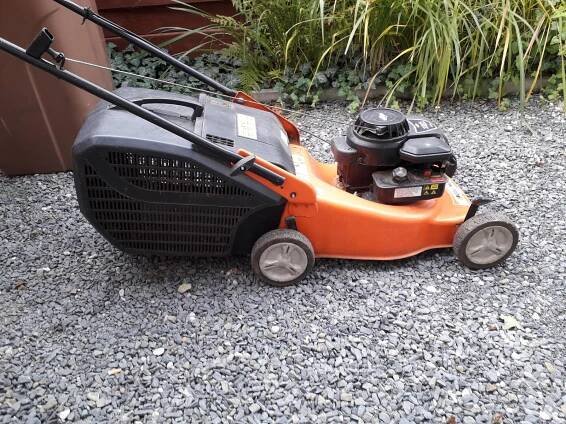 Benzínová sekačka Mountfield použitá - Zahradní technika
