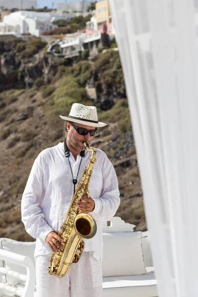 Music & Musicians | Divine Weddings Santorini - Wedding Planner Santorini