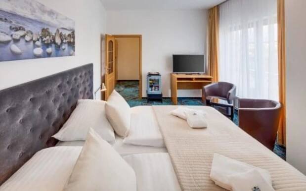Pobyt přímo v centru Prahy jen 5 minut od „Václaváku“ v elegantním Hotelu Oya *** se snídaní formou bufetu