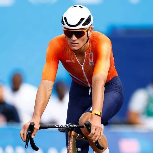 Van der Poel beats flamboyant Pogacar to extend Roubaix reign