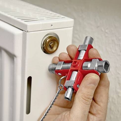 Multifunkční klíč pro ovládací skříně Knipex za 973.00CZK - Allegro