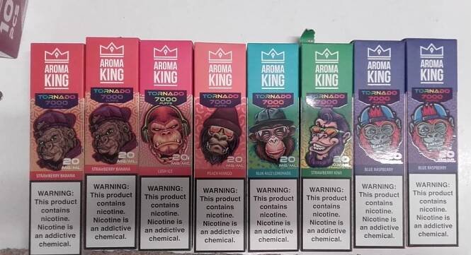 Nebezpečný výrobek: Jednorázové elektronické cigarety zn. AROMA KING TORNADO 7000 puffs, 20 mg/ml, objem 14 ml – 6 příchutí