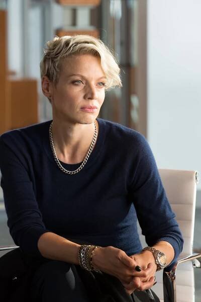 Motiv - Mrtvé jméno - Z filmu - Kristin Lehman