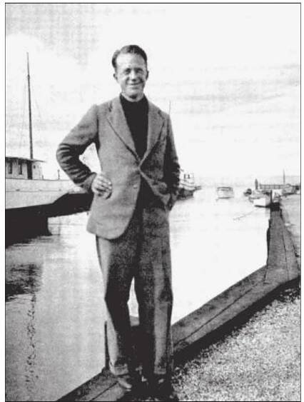 Lawrence’s time with armoured target boats at Hythe, Calshot and Bridlington had been stimulating, introducing new challenges, some of them dangerous, after the RAF 200 work. Lawrence's return to station duties at Mount Batten had frustrated him. However, the demanding work on the Hyland Clutch system took his mechanical expertise in a different direction. His letters to Flight Lieutenant Weblin show how varied the work was and how responsible he felt for it. He became painfully aware of the restrictions caused by the Geneva Conference and could not have been blind to the increasingly hostile situation in Europe, which made the work important. From 24