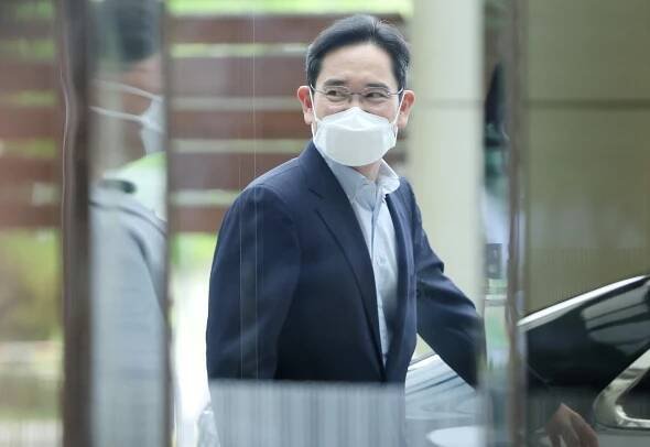 Lee Jae-yong, Samsung’s De Facto Leader, Is Pardoned