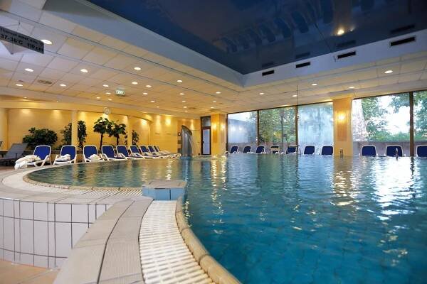 Thermal Health Spa Hotel Margitsziget**** v Budapešti | Porovnání pobytů | Recenze