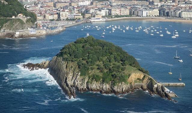 Santa Clara Island (San Sebastián)
