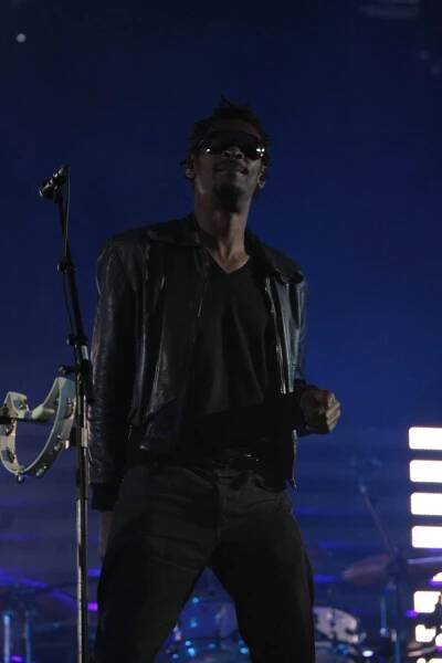 Massive Attack - Wikimedia Commons