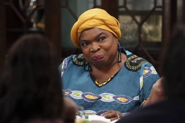 Bob miluje Abisholu - Where's Your Other Wives, Tunde? - Z filmu