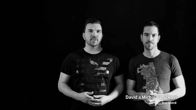 Řekni to dál: David a Michal Vaníčkovi podporují aplikaci Bright Sky CZ