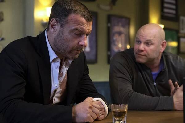 Ray Donovan - Staten Island, Part One - Z filmu - Liev Schreiber, Domenick Lombardozzi