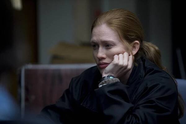 Zločin - Klec - Z filmu - Mireille Enos