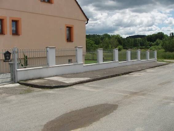 Vrata a ploty – ZÁMEČNICTVÍ Metlička a Zajíc s.r.o.