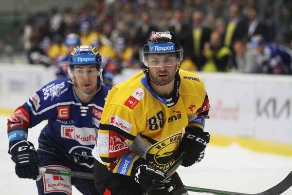 Kladno v Chomutově porazilo Litvínov 3:2