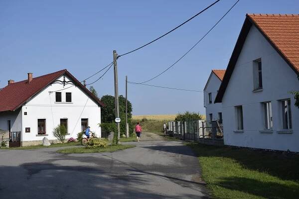 Soubor:Onšovice (Radošovice) (018).jpg