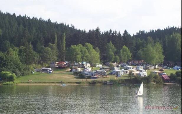 Die Besten Campingplätze Vranov | CampingPlatze.cz > Tschechische Camping, Apartments, Mobilheime, Hütten, Auto camping