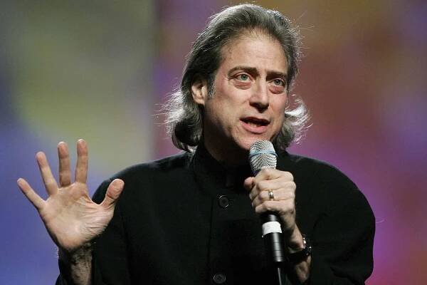 Richard Lewis hosts the Video Software Dealers Association's award show at the organization's annual home video convention at the Bellagi