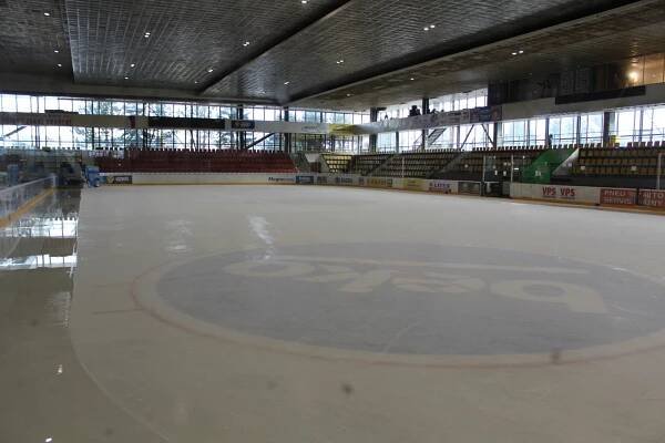 Město chce investovat do zimního stadionu
