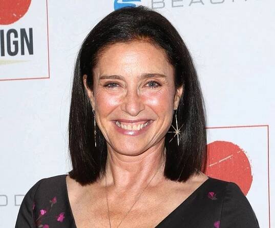 Mimi Rogers Biography - Facts, Childhood, Family Life & Achievements of Actress