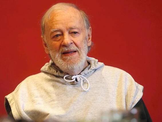 Herec Jiří Pecha.