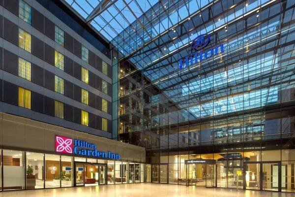 Hilton Garden Inn Frankfurt Airport Frankfurt nad Mohanem Exteriér fotografie Hilton Garden Inn Frankfurt Airport