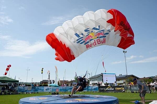 International parachute elite head to Austria for 2024 Skydive World Cup Series | World Air Sports Federation