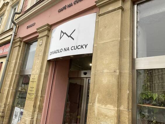 Divadlo na cucky foto 4