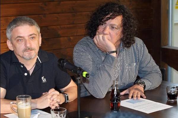 Foto k tématům Michal Suchánek, Richard Genzer – stránka 258