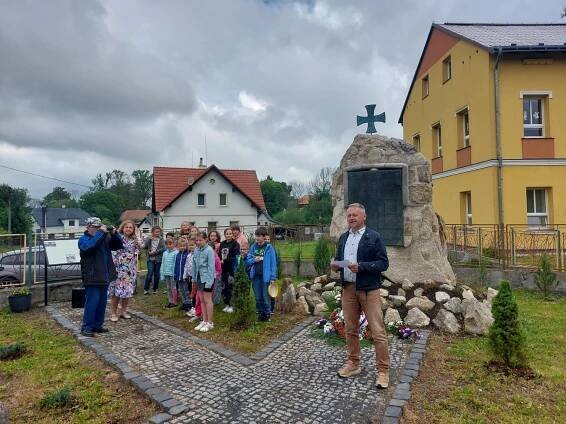 Dolní Řasnice – znovuodhalení pomníku po 100 letech – Michael Canov