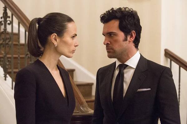 Dallas - Hurt - Z filmu - Jordana Brewster, Juan Pablo Di Pace