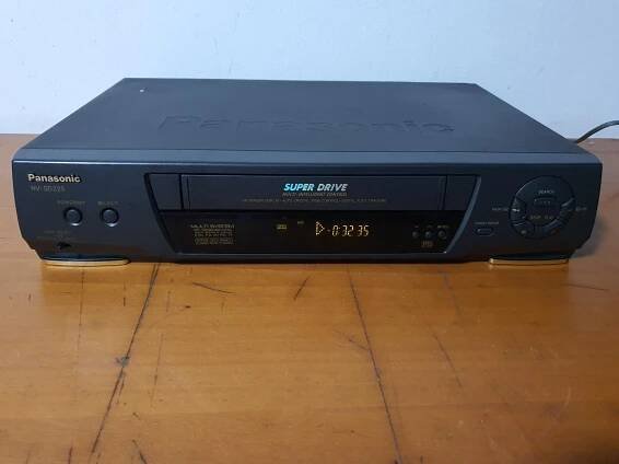 Videorekordér Panasonic NV-SD225 - TV, audio, video