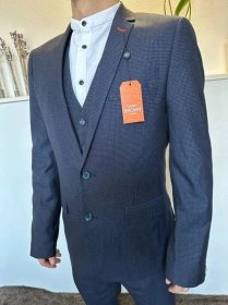 Oblek Harry Brown London, s visačkou,nenošený, původní cena 6 499 Kč