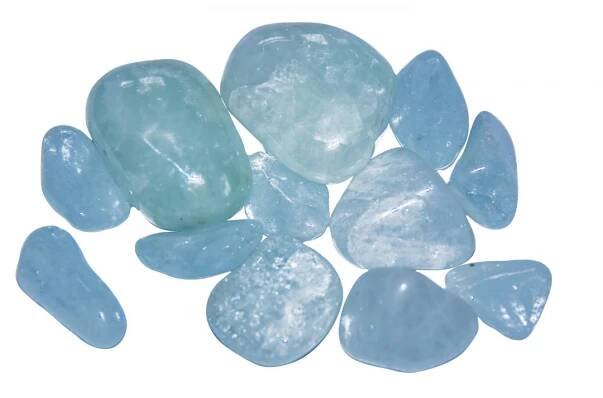 What can Aquamarine, March’s birth stone do for you this month? | Andrea Webb's Healing Centre