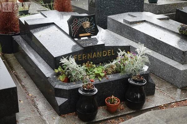 FERNANDEL - hroby-slavnych.cz
