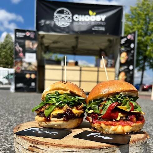 Burger Festival veze do Liberce víc jak tunu hovězího, bude se i flambovat na whisky