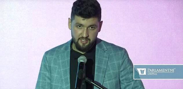 Ekofeminismus, gender... žádný přínos. Plné školné, pálil Gregor na sněmu
