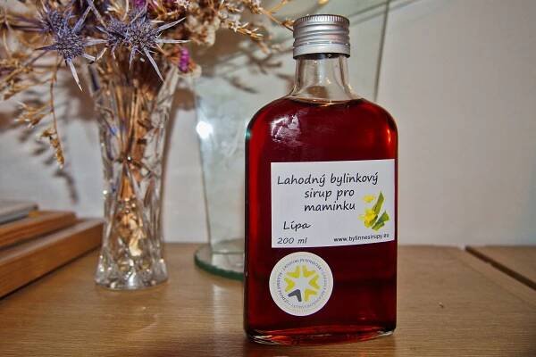 Lahodný bylinkový sirup pro maminku – Lípa