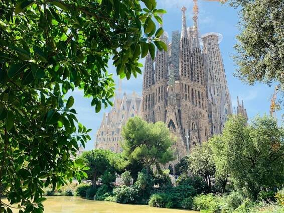 Private Jet from London to Barcelona