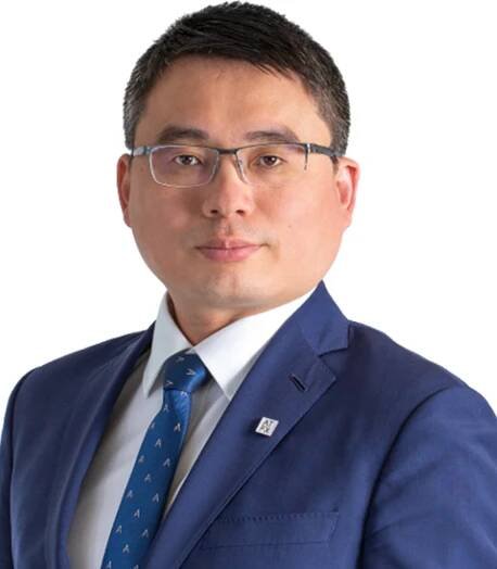 Wei Qiang Zhang