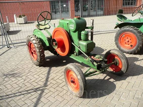 Svoboda Traktor  dk10,dk12,