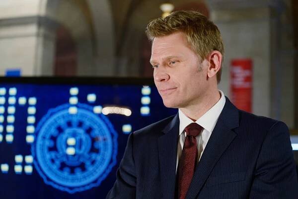 ‘Supernatural’ Actor Mark Pellegrino Starring In & Producing Drama-Thriller ‘Outsider’