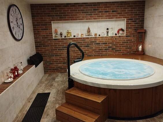 WHIRLPOOL – WELLNESS VE ZLÍNĚ